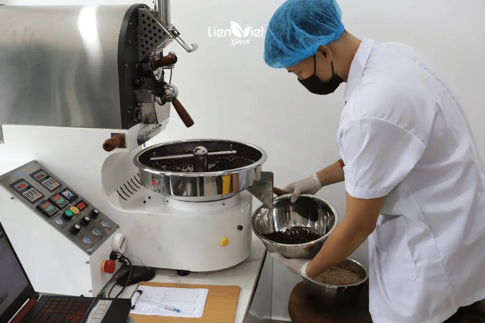 Custom Blend: Bí Quyết Tạo Hương Vị Cà Phê Độc Bản